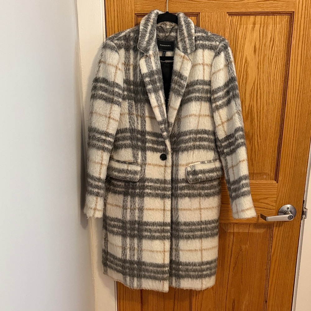 BCBGMaxAzria Cream and Gray Teddy Jacket